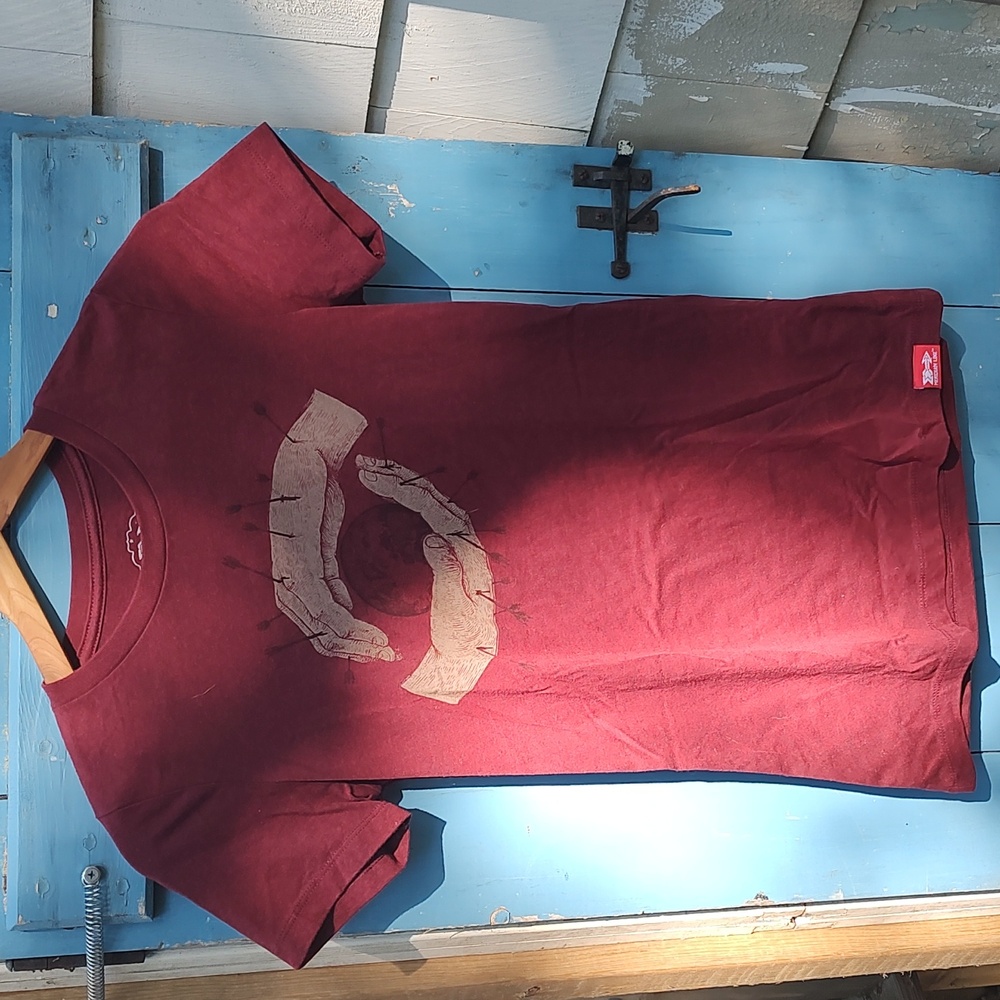 Tee shirt
